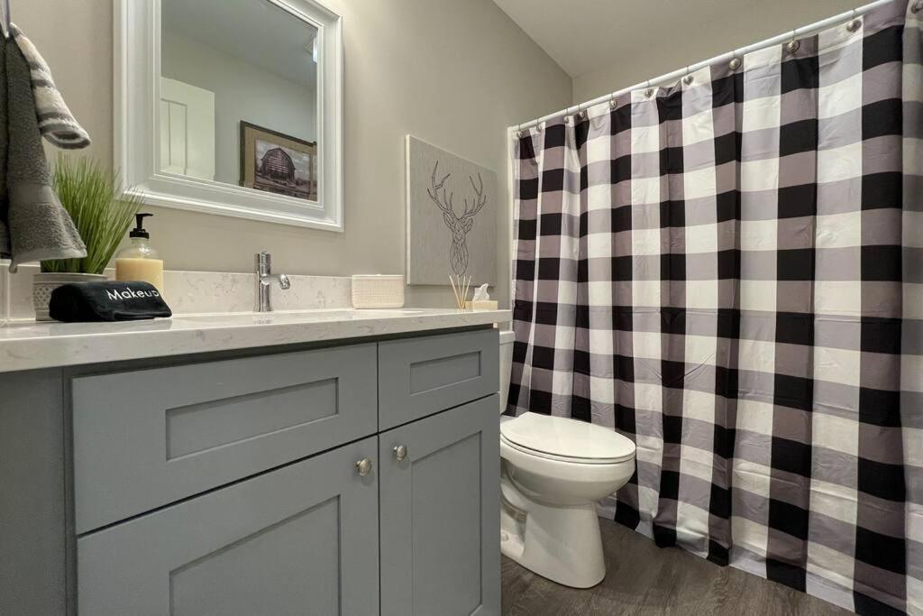 New Beautiful 3 Bedroom Condo In Bettendorf Exterior foto