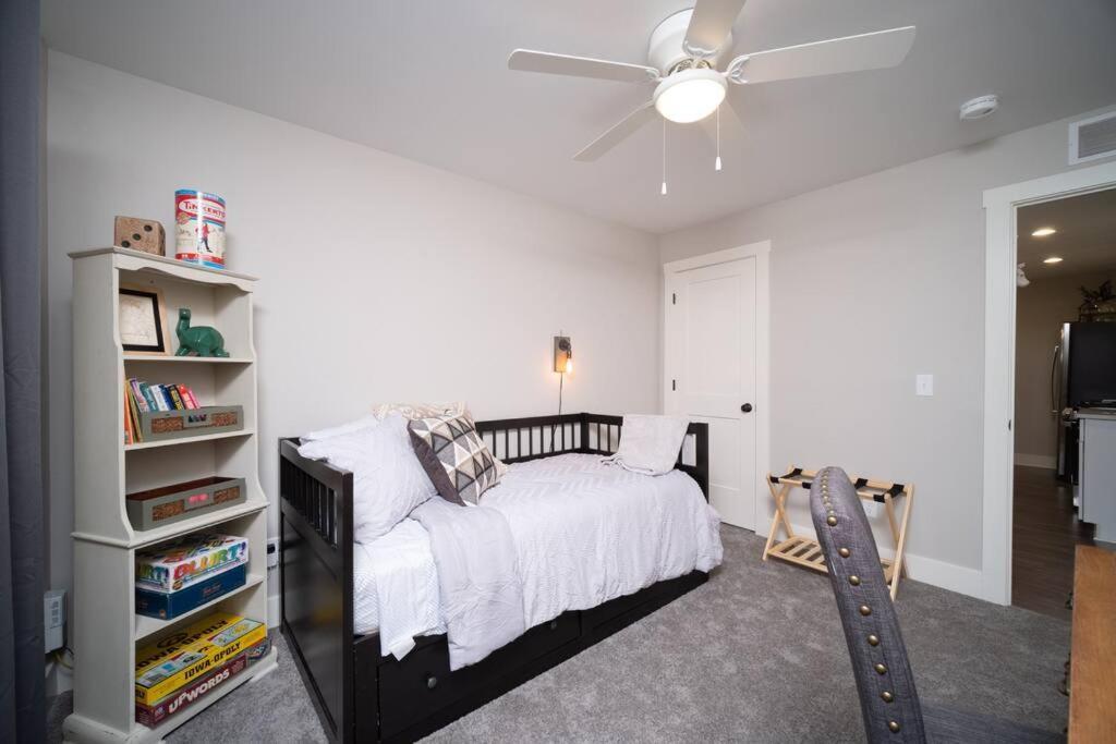 New Beautiful 3 Bedroom Condo In Bettendorf Exterior foto